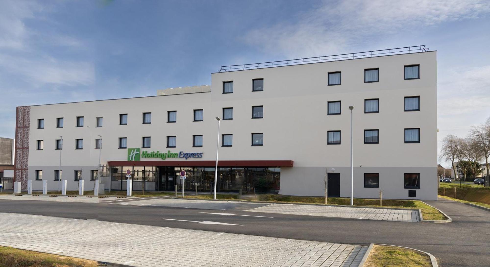 Holiday Inn Express Caen Epron By Ihg Exterior foto